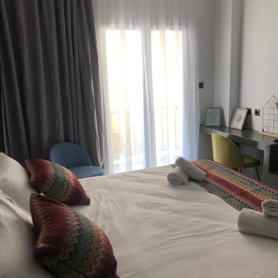 Metropolitan Complex Suite Faliro Piraeus Luaran gambar