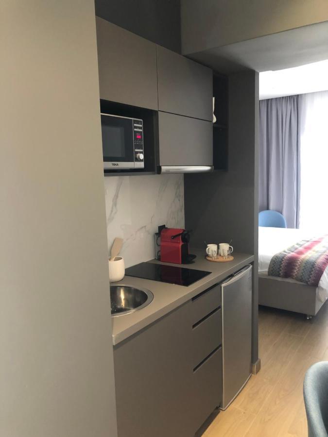 Metropolitan Complex Suite Faliro Piraeus Luaran gambar